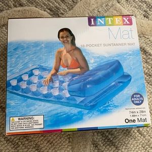 18 pocket suntanned mat by Intex (pool lounge)